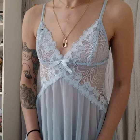 ✖️SOLD✖️Blue lace babydoll chemise slip dress - Picture 4 of 9